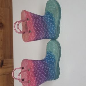 Rain boot with lights